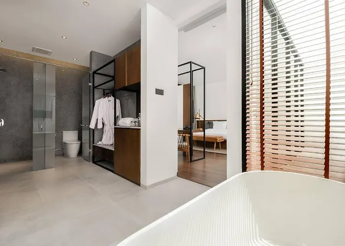 Talisman - Stylish With Rooftop 5 Mins To * 坎古